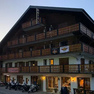 Le Concorde Hotel