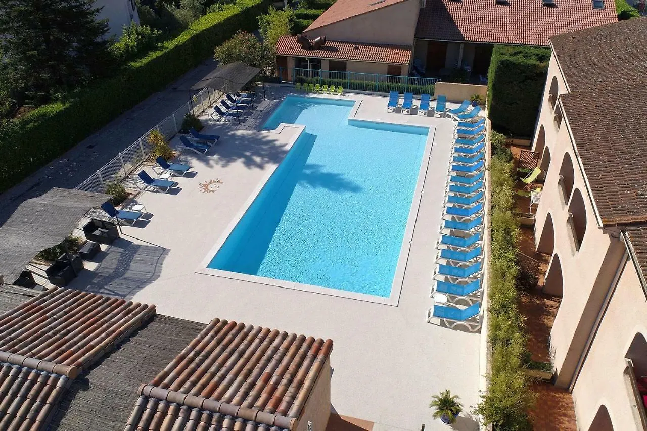 Les Cigalous Hotel Salavas Holiday park